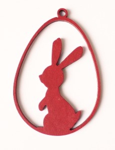 Dřevěná velikonoční ozdoba 8x5cm k zavěšení ČERVENÁ