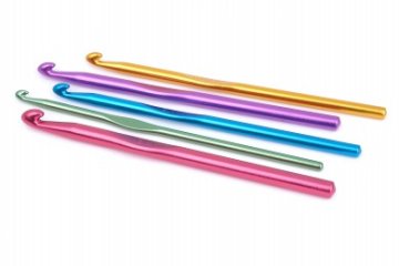 Pletací háček DANE 15cm
